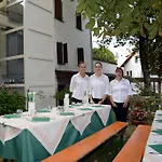 호텔 Ristorante Svizzera 비디치아티코