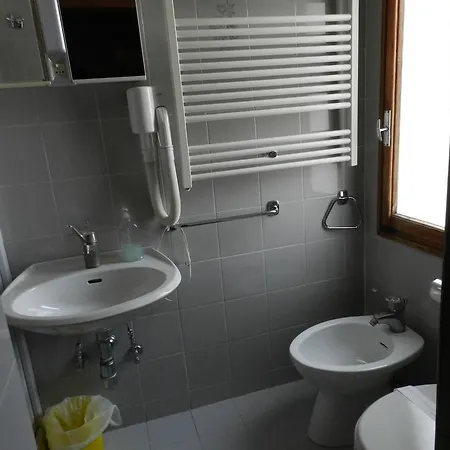 Ristorante Svizzera Отель Видичатико