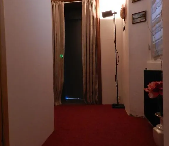 Hotell Ristorante Svizzera 3*